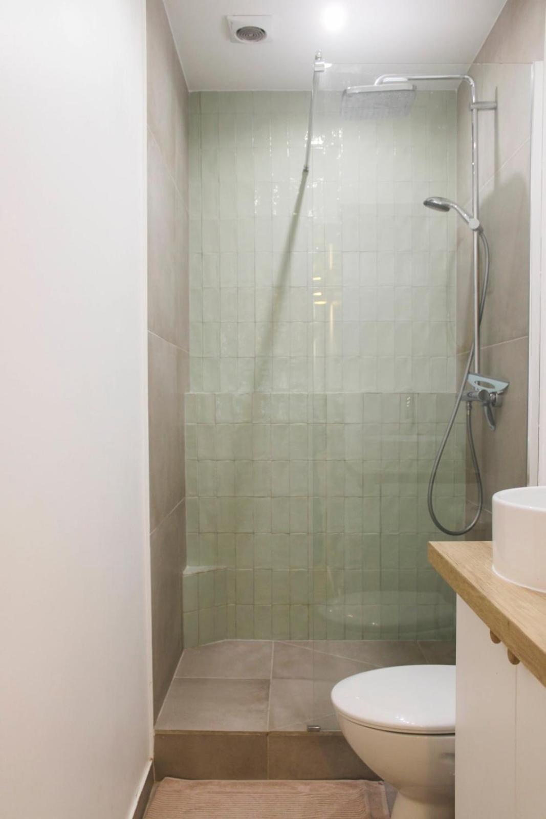 Comfortable Cocoon Close To Montmartre باريس المظهر الخارجي الصورة